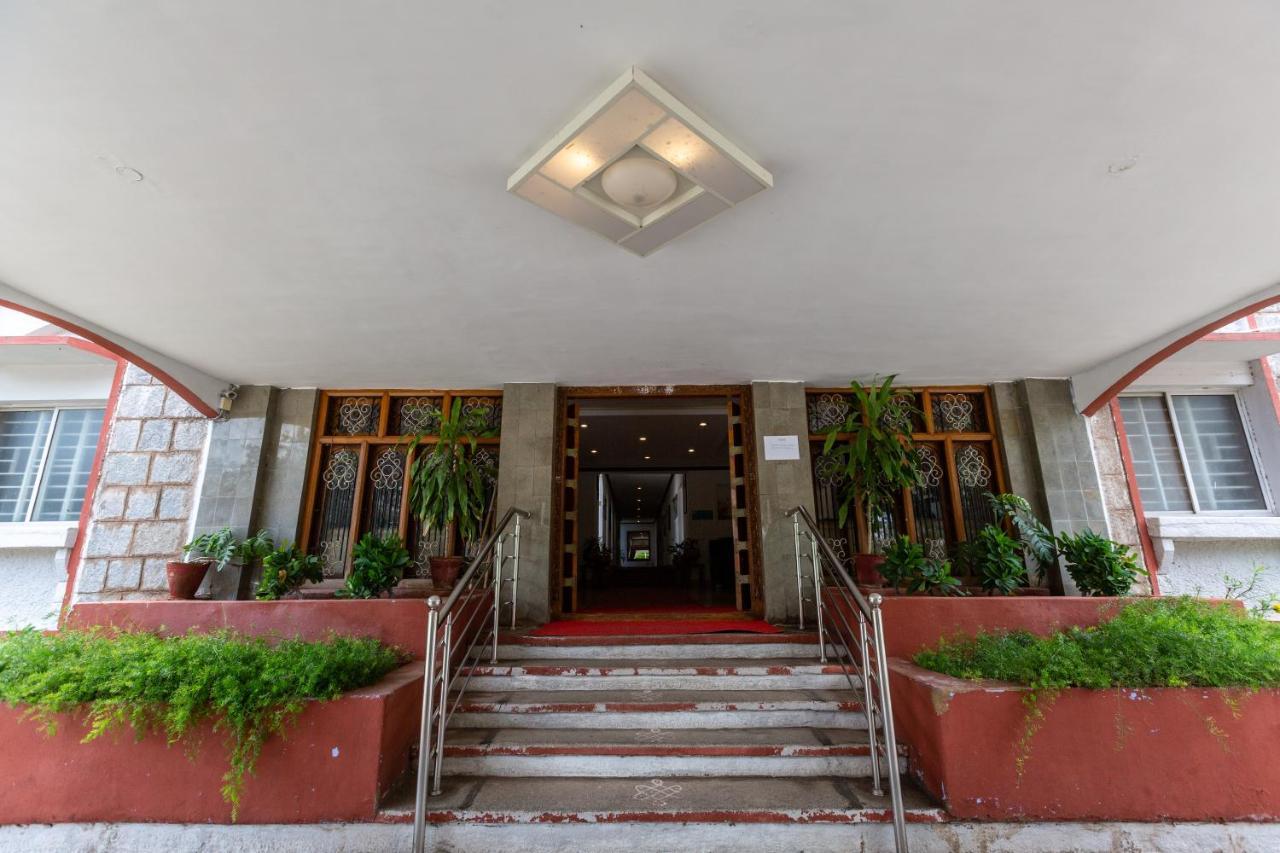 Kstdc Hotel Mayura Bhuvaneshwari Kamalapur Hampi Exterior foto