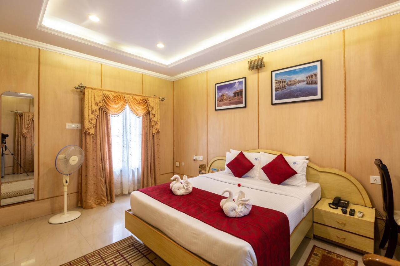 Kstdc Hotel Mayura Bhuvaneshwari Kamalapur Hampi Exterior foto