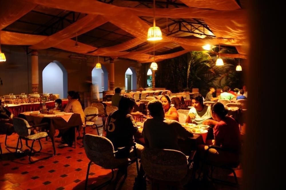 Kstdc Hotel Mayura Bhuvaneshwari Kamalapur Hampi Exterior foto